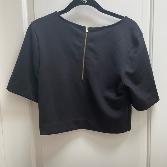 NWT Express Black Crop Top in Size Medium - Picture 3 of 5
